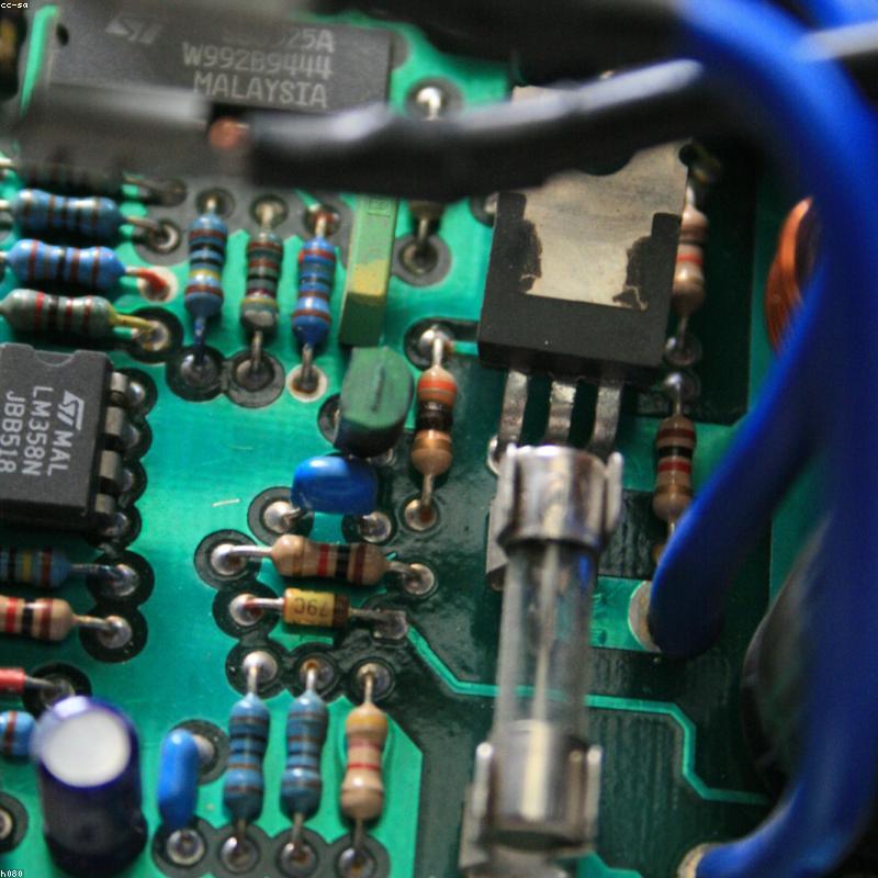 全模組電源供應器 80PLUS 金牌